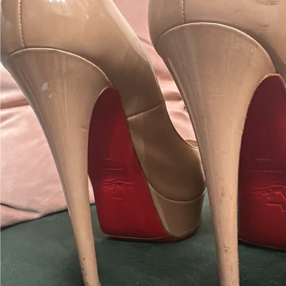 Authentic Christian Louboutin nude heels! - Picture 7 of 8